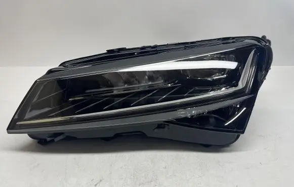 Skoda Superb B5 (3U) Headlight/headlamp 3V1941015D