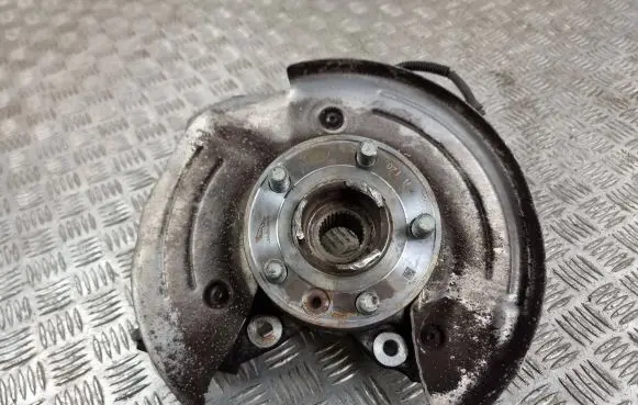 Land Rover Evoque II Rear wheel hub