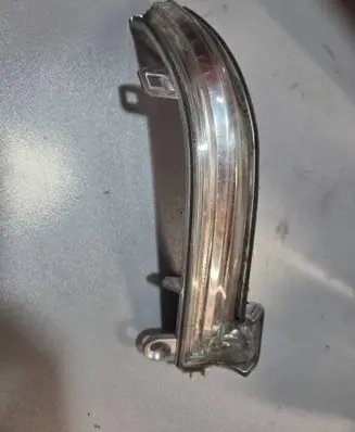 BMW 3 F30 F35 F31 Mirror indicator light 7280771