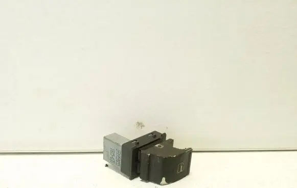 Volkswagen PASSAT B6 Electric window control switch 1F0959855