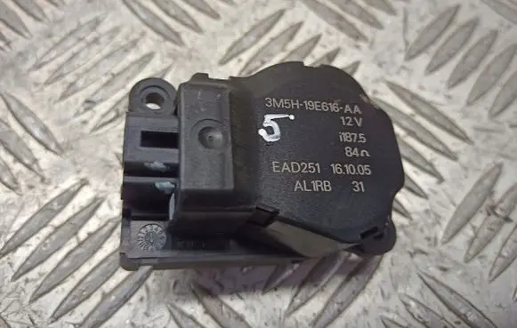 Ford Focus C-MAX A/C air flow flap actuator/motor 3M5H-19E616-AA
