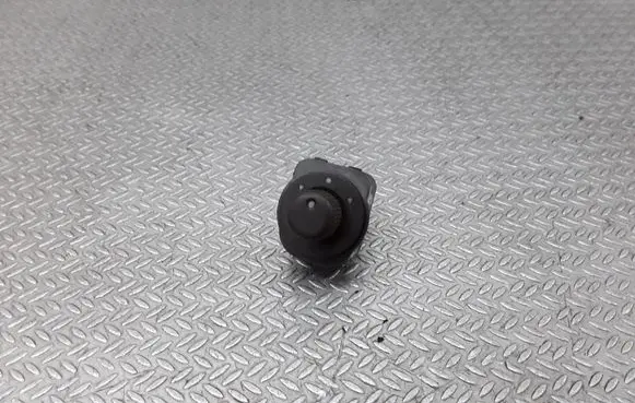Alfa Romeo 156 Wing mirror switch