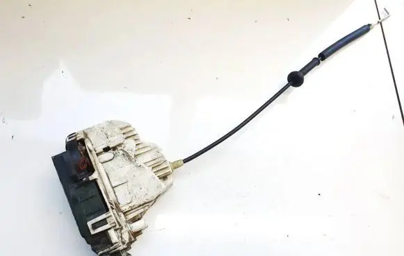 Chrysler Sebring (JS) Rear door lock