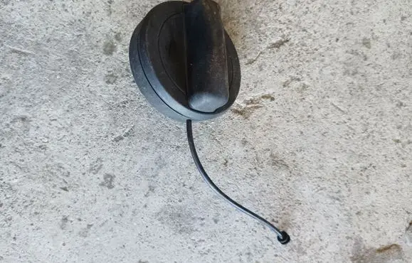 Mercedes-Benz A W177 Fuel tank filler cap 0004705200 1911182 203505