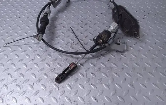 Toyota RAV 4 (XA50) Gear shift cable linkage 3382042490