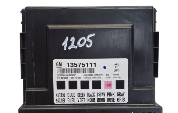 Opel Insignia A Comfort/convenience module 13575111