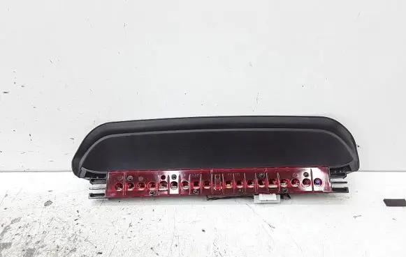 BMW 3 E90 E91 Third/center stoplight A046811