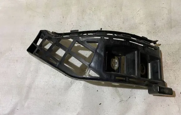 Mercedes-Benz E W212 Rear bumper mounting bracket a2128850765 2128850765