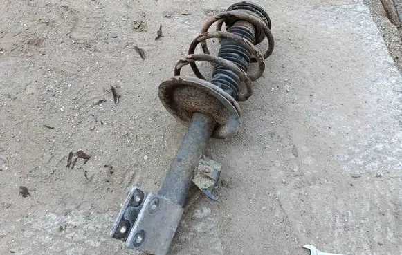 Citroen C4 I Front shock absorber/damper