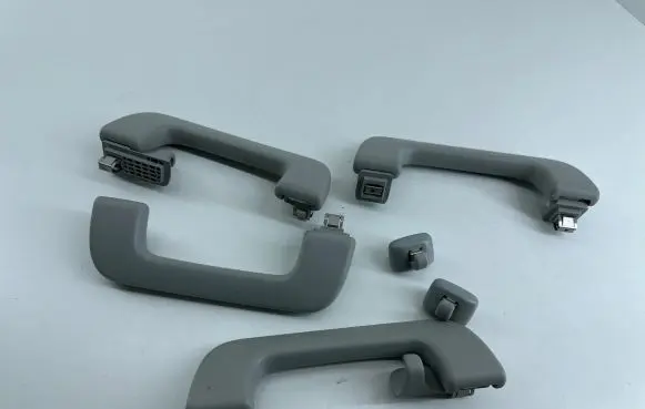 Audi A4 S4 B9 A set of handles for the ceiling 