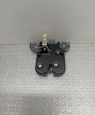 Audi A3 S3 8P Tailgate/trunk/boot lock/catch/latch 8P3827505