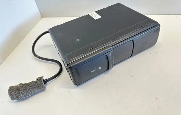 Audi A6 Allroad C5 CD/DVD changer 4B0035111A