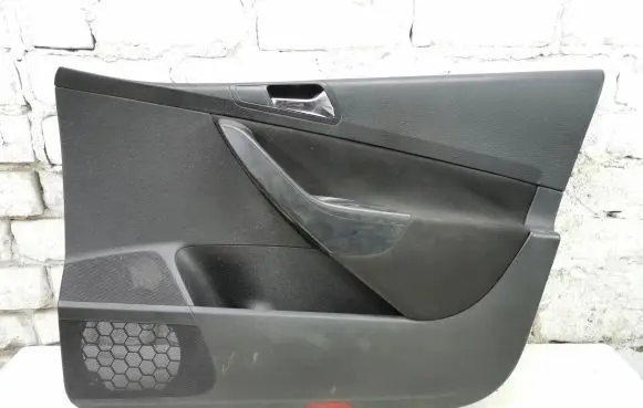 Volkswagen PASSAT B6 Front door card panel trim 3C1867012 28090AA080