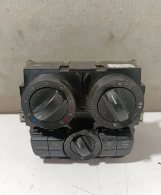 Mercedes-Benz Vito Viano W639 Climate control unit A6394460728 A6394450105 5HB00851200