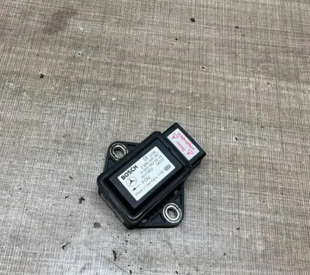 Mercedes-Benz E W211 ESP acceleration yaw rate sensor A0035420318 0031800 0265005267