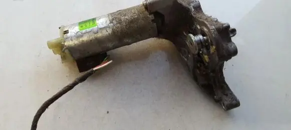 Volvo S80 Seat adjustment motor 0130002492