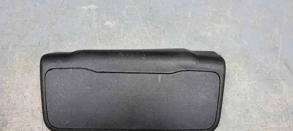 Jeep Cherokee Glove box 1XT86TRMAA