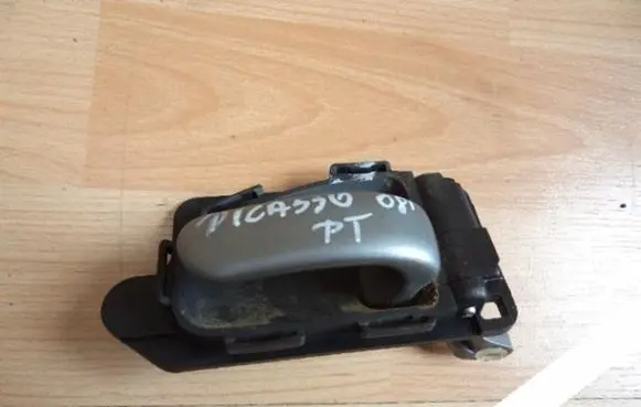 Citroen Xsara Picasso Front door interior handle 96435311VD