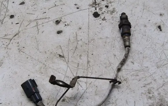 Nissan X-Trail T32 Lambda probe sensor 1111