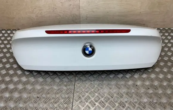 Tailgate/trunk/boot lid