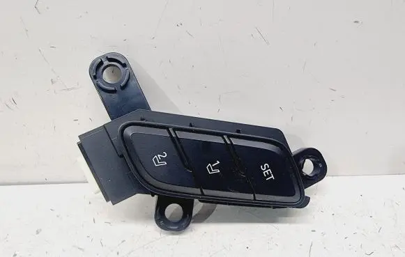 Hyundai Santa Fe Seat memory switch 93250S15004X 93250S1500