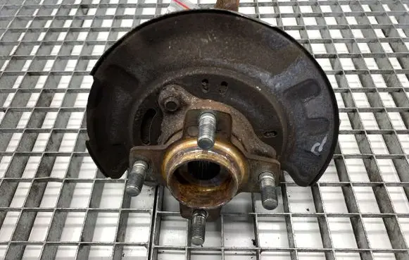 Suzuki Ignis Front wheel hub spindle knuckle 