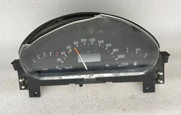 Mercedes-Benz A W168 Speedometer (instrument cluster) A1685403911 9910270387 09051639901