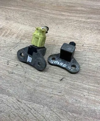 Nissan Qashqai Airbag deployment crash/impact sensor FA1GZ117092529