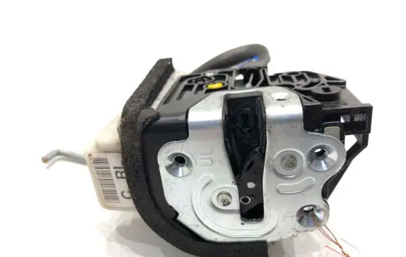 KIA Rio Rear door lock
