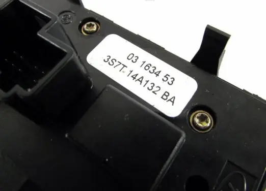 Ford Mondeo Mk III Electric window control switch 3S7T