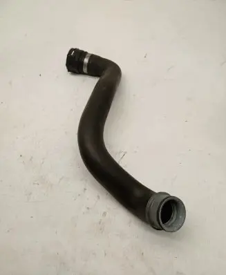 Mercedes-Benz GLE (W166 - C292) Engine coolant pipe/hose A16650000075