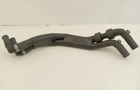 Audi Q7 4M Engine coolant pipe/hose 4M0819350F