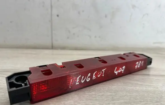 Peugeot 407 Third/center stoplight 9649056480