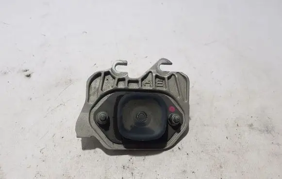 Gearbox mounting bracket