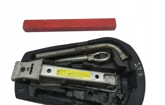 Seat Cordoba (6L) Lift Jack 6Q0011031D