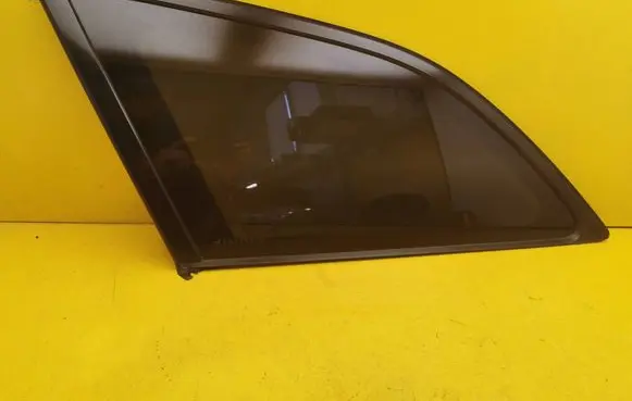 Audi A6 C7 Rear side window 4G9845297