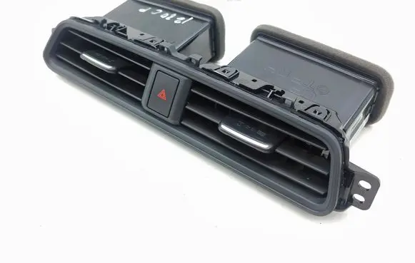 Nissan Leaf II (ZE1) Dash center air vent grill LG60PG05 5SK0BASSY EA795212100