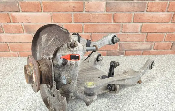 BMW 5 F10 F11 Rear wheel hub spindle/knuckle 6793769