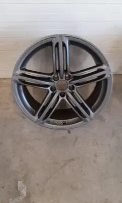 Audi Q5 SQ5 R20 alloy rim 8R0601025