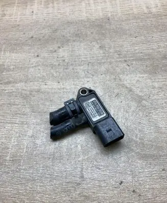 Volkswagen PASSAT B7 Exhaust pressure sensor 076906051B 12568569