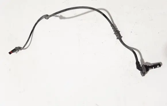Mercedes-Benz CLS C218 X218 ABS brake wheel speed sensor A2125400117