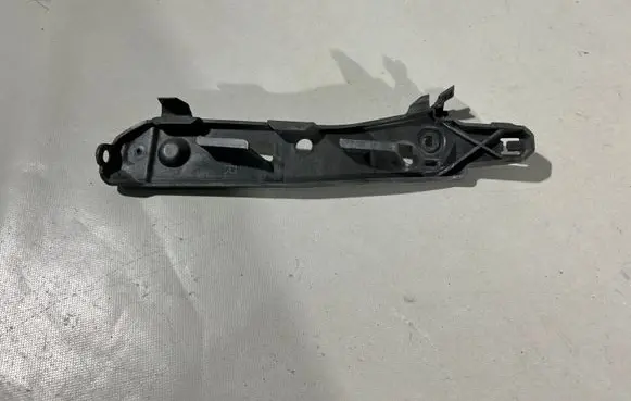 Porsche Cayenne (92A) Front bumper mounting bracket 7P5807050B 95850505001