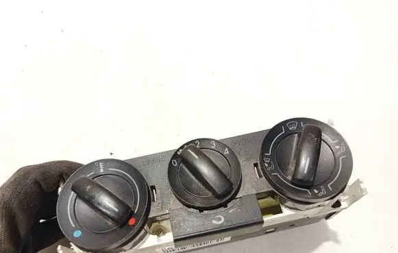 Volkswagen Polo IV 9N3 Climate control unit 6q0819045aa