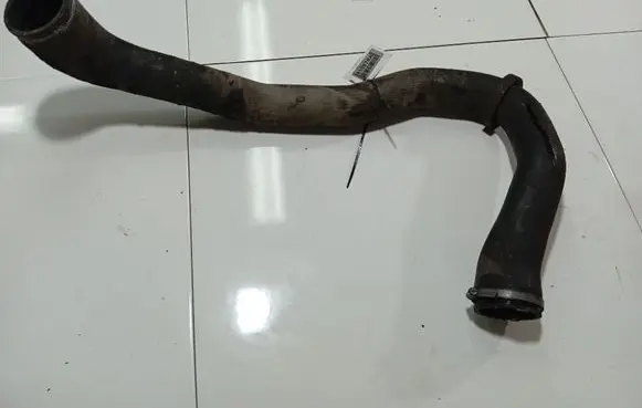 Ford Mondeo MK IV Intercooler hose/pipe