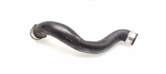 Mercedes-Benz C W204 Engine coolant pipe/hose A2045011582