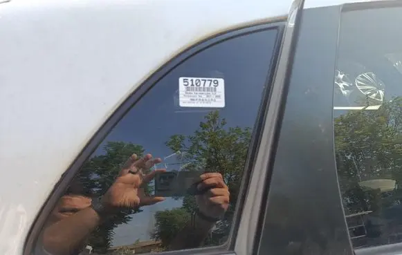 Mitsubishi ASX Rear side window