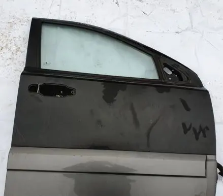 KIA Sorento Front door juodos