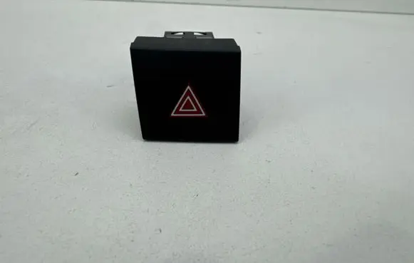Peugeot 508 RXH Hazard light switch 96662380ZE