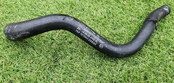 Mercedes-Benz CLS C219 Engine coolant pipe/hose A2118327794 1012404Z 2GS003