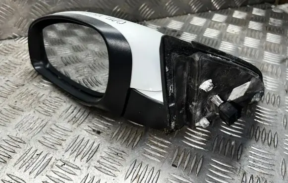 Opel Vectra C Front window lifting mechanism without motor 10705